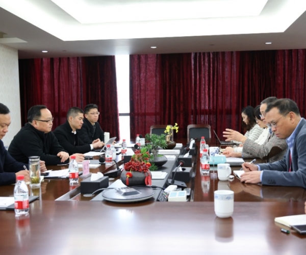 嘉兴经开区党工委副书记、、、管委会主任戴锋莅临走访调研